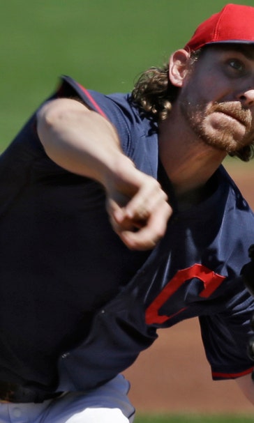 Tomlin goes five for Tribe in 2-2 tie